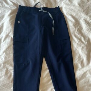 XS WOMENS FIGS JOGGERS